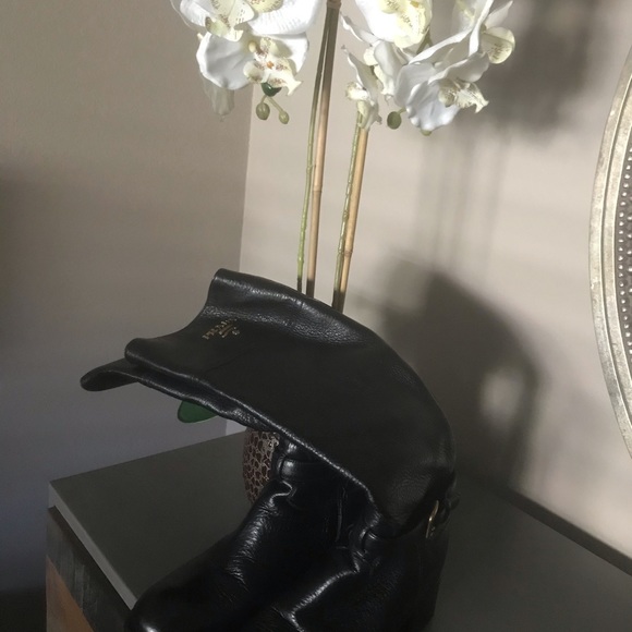 Boots - Picture 8 of 8